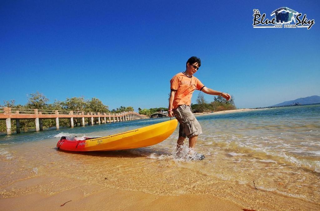The Blue Sky Resort@ Koh Payam Koh Phayam Exterior photo