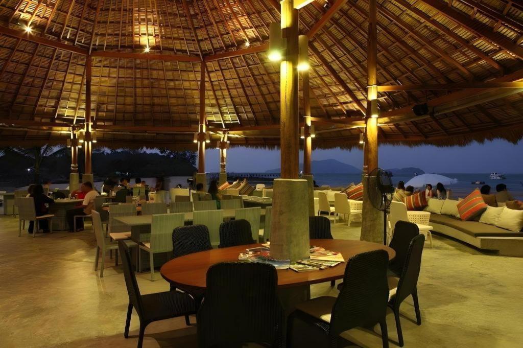 The Blue Sky Resort@ Koh Payam Koh Phayam Exterior photo